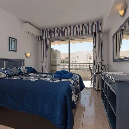Santa Maria 67 - Two Bed Apartment *