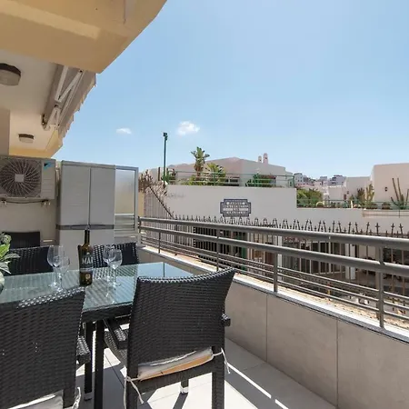 Santa Maria 67 - Two Bed Apartment